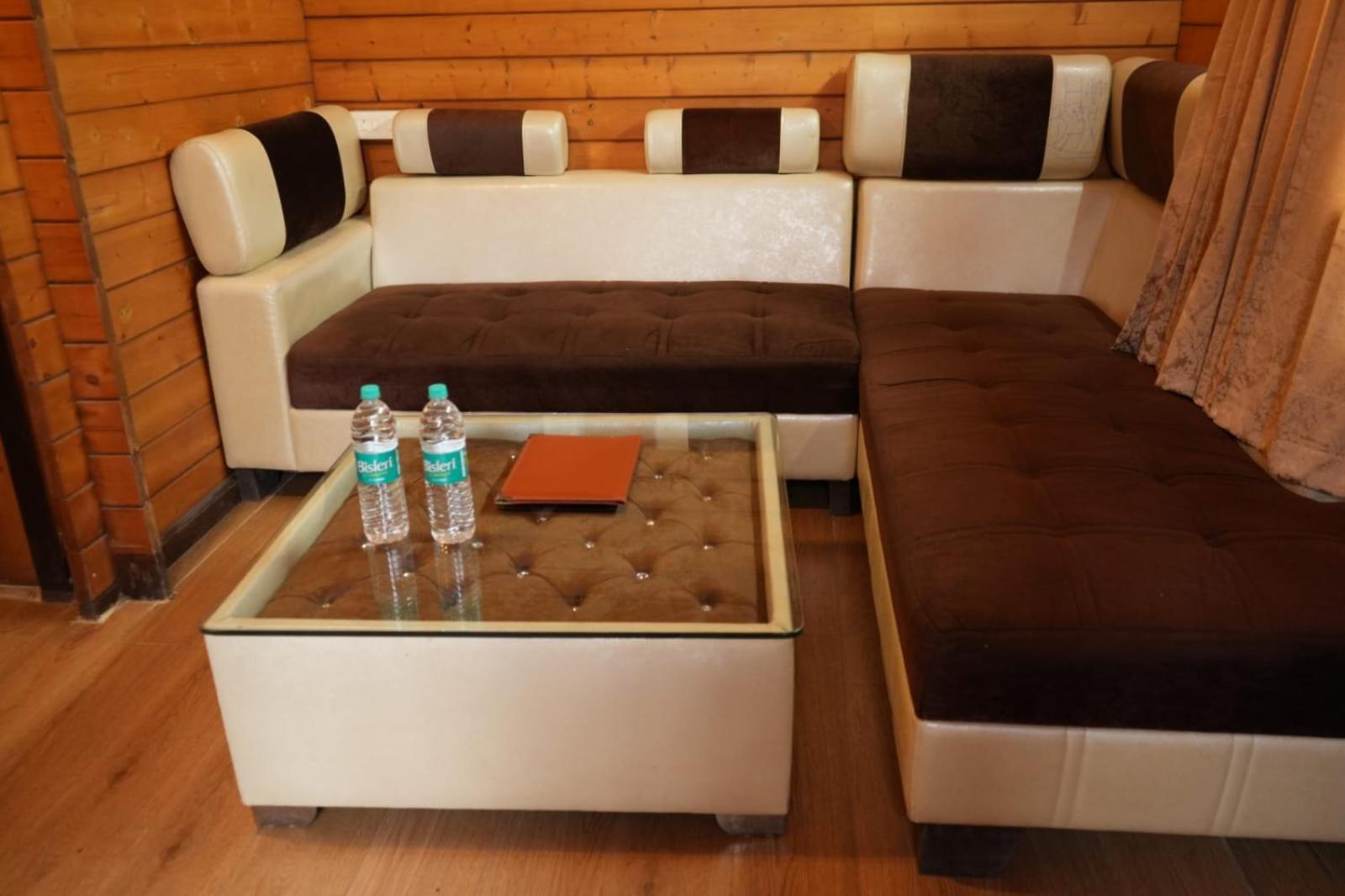 Namanbagh Hotel Alwar Ngoại thất bức ảnh
